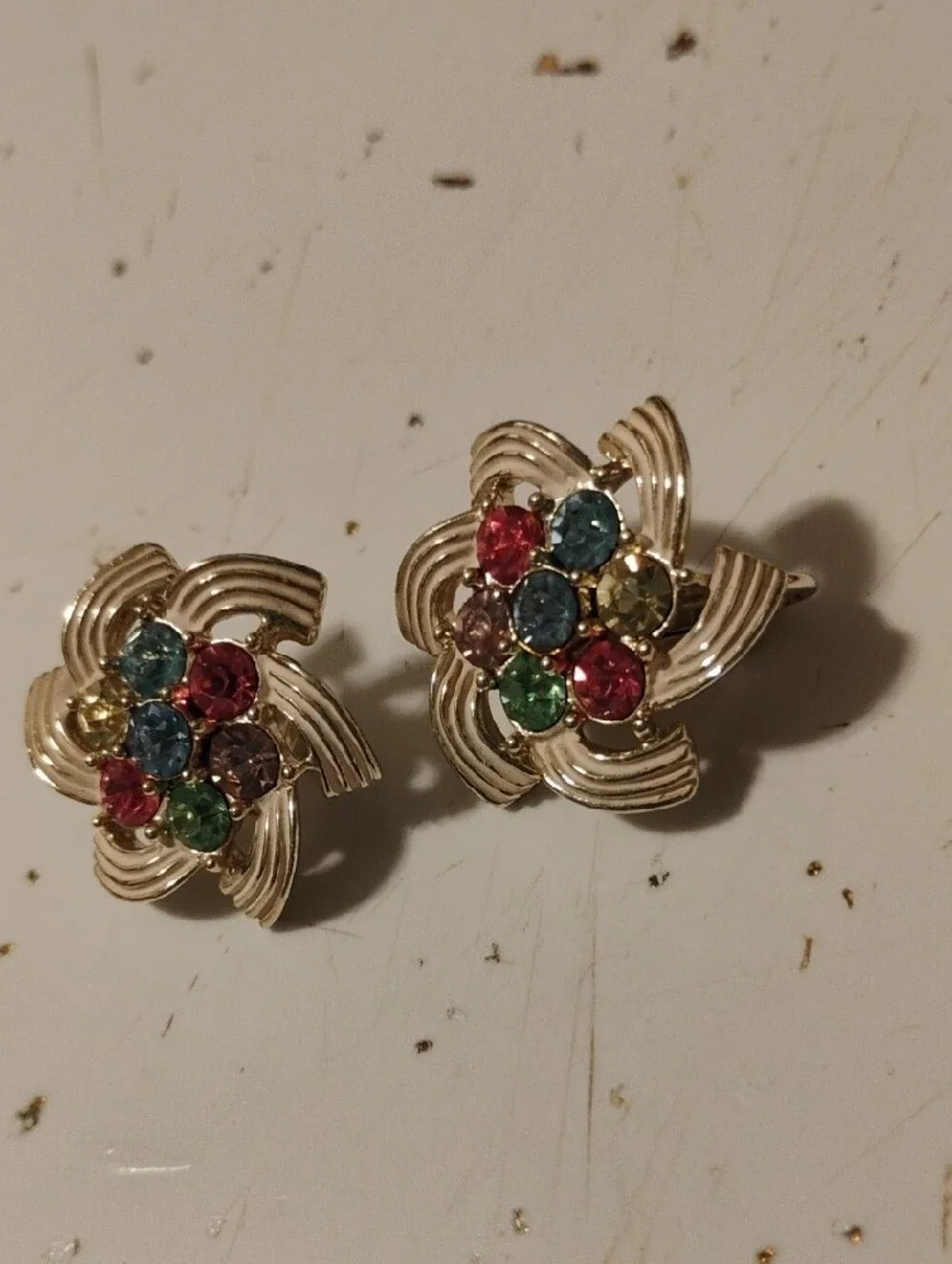 Crystal Cluster Women's Clip-on Earrings🩷💚🩵